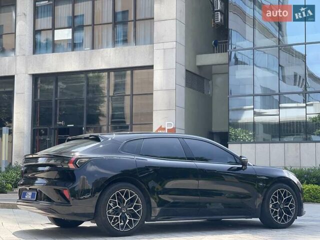 Черный Zeekr 001, объемом двигателя 0 л и пробегом 28 тыс. км за 37900 $, фото 2 на Automoto.ua