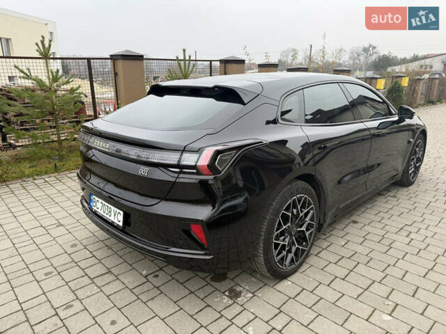 Черный Zeekr 001, объемом двигателя 0 л и пробегом 22 тыс. км за 37000 $, фото 2 на Automoto.ua