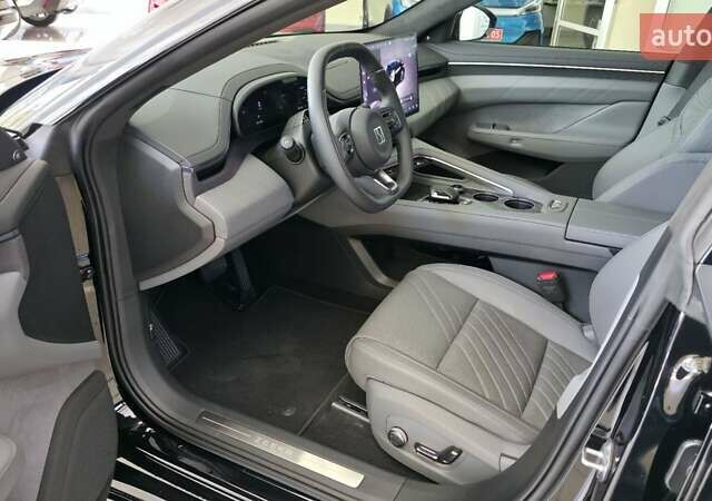 Чорний Zeekr 001, об'ємом двигуна 0 л та пробігом 9 тис. км за 36900 $, фото 10 на Automoto.ua