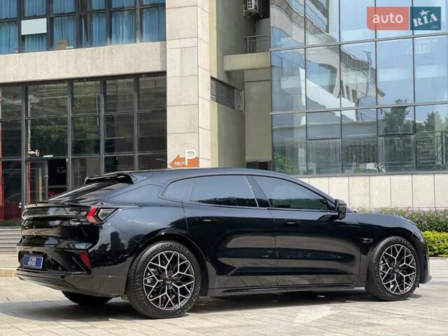 Черный Zeekr 001, объемом двигателя 0 л и пробегом 13 тыс. км за 39600 $, фото 2 на Automoto.ua