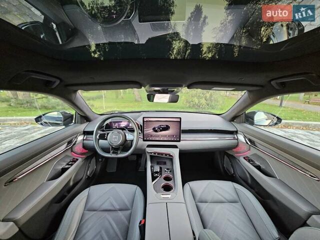 Чорний Zeekr 001, об'ємом двигуна 0 л та пробігом 13 тис. км за 37777 $, фото 39 на Automoto.ua