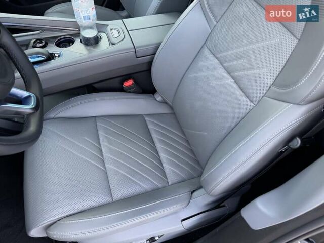 Чорний Zeekr 001, об'ємом двигуна 0 л та пробігом 14 тис. км за 47700 $, фото 14 на Automoto.ua
