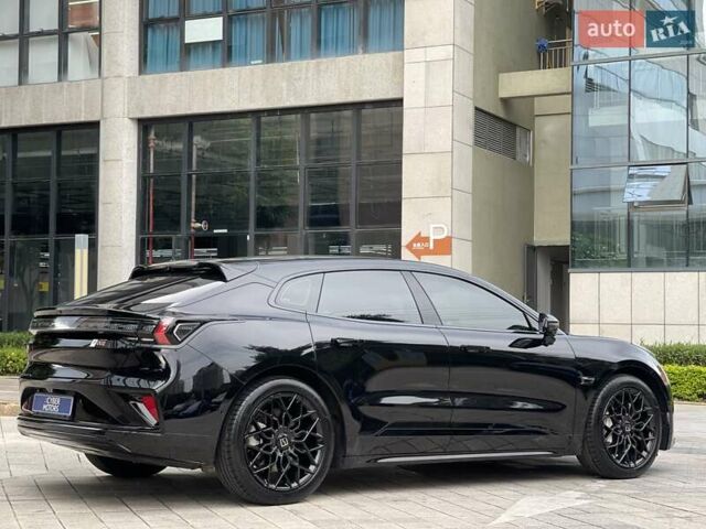 Чорний Zeekr 001, об'ємом двигуна 0 л та пробігом 18 тис. км за 36500 $, фото 3 на Automoto.ua