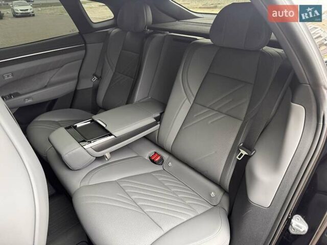 Черный Zeekr 001, объемом двигателя 0 л и пробегом 39 тыс. км за 45000 $, фото 14 на Automoto.ua