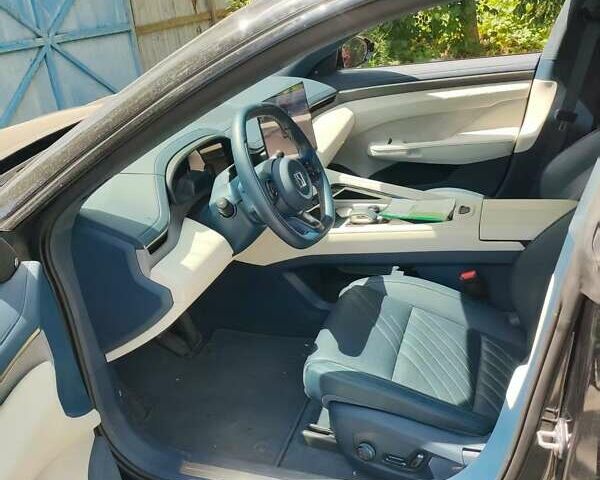 Чорний Zeekr 001, об'ємом двигуна 0 л та пробігом 38 тис. км за 36900 $, фото 7 на Automoto.ua
