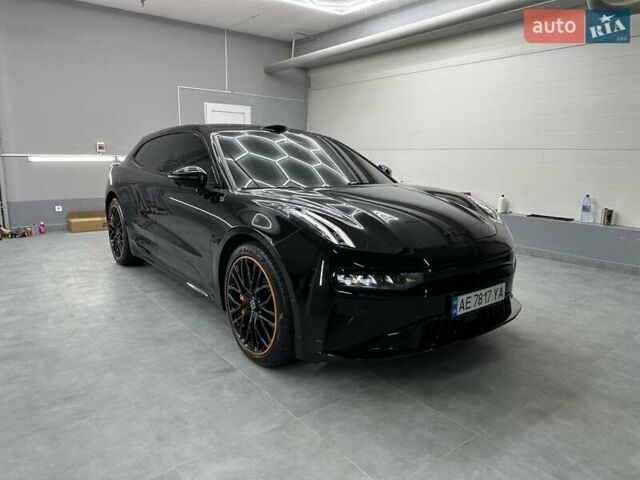 Zeekr 001 2024 у Дніпро (Дніпропетровську) на Automoto.ua Чорний Zeekr 001, об'ємом двигуна 0 л та пробігом 17 тис. км за 53000 $, фото 1 на Automoto.ua