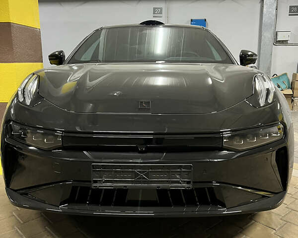 Чорний Zeekr 001, об'ємом двигуна 0 л та пробігом 11 тис. км за 47000 $, фото 1 на Automoto.ua