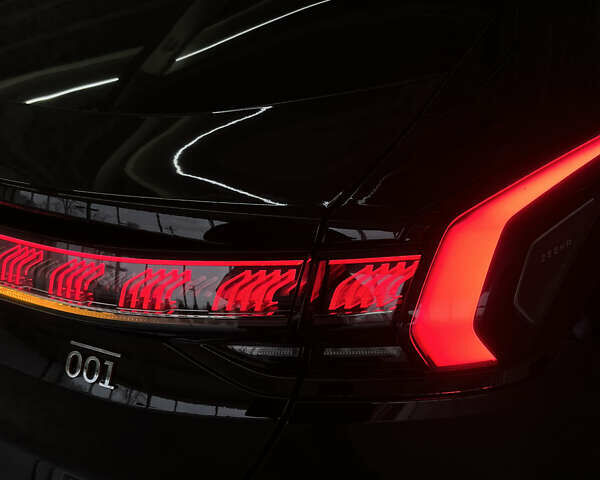 Черный Zeekr 001, объемом двигателя 0 л и пробегом 9 тыс. км за 44900 $, фото 6 на Automoto.ua