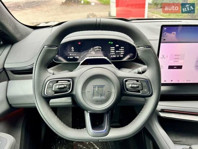 Черный Zeekr 001, объемом двигателя 0 л и пробегом 1 тыс. км за 49500 $, фото 35 на Automoto.ua