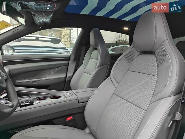 Черный Zeekr 001, объемом двигателя 0 л и пробегом 1 тыс. км за 50500 $, фото 31 на Automoto.ua