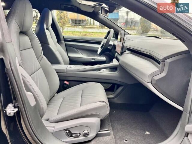 Черный Zeekr 001, объемом двигателя 0 л и пробегом 1 тыс. км за 49500 $, фото 45 на Automoto.ua