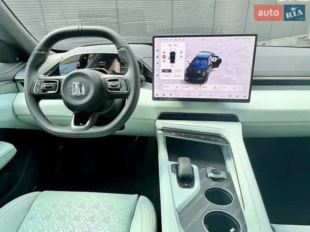 Черный Zeekr 001, объемом двигателя 0 л и пробегом 1 тыс. км за 51950 $, фото 1 на Automoto.ua