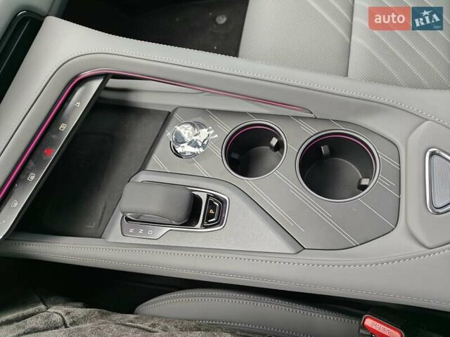 Черный Zeekr 001, объемом двигателя 0 л и пробегом 1 тыс. км за 50500 $, фото 23 на Automoto.ua