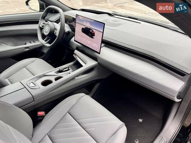 Черный Zeekr 001, объемом двигателя 0 л и пробегом 1 тыс. км за 49500 $, фото 44 на Automoto.ua