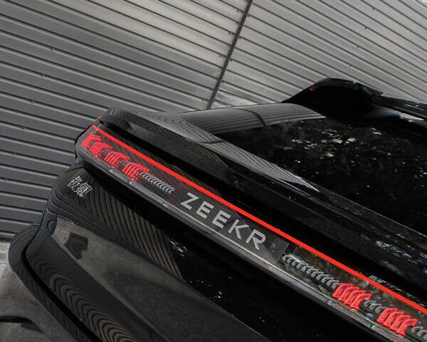 Черный Zeekr 001, объемом двигателя 0 л и пробегом 1 тыс. км за 51999 $, фото 6 на Automoto.ua