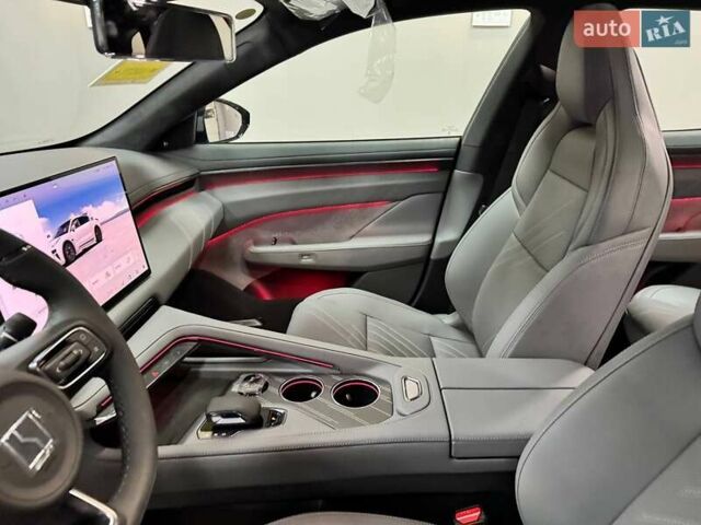 Черный Zeekr 001, объемом двигателя 0 л и пробегом 1 тыс. км за 45299 $, фото 13 на Automoto.ua