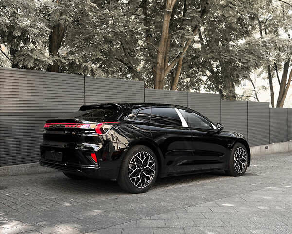 Черный Zeekr 001, объемом двигателя 0 л и пробегом 1 тыс. км за 51999 $, фото 2 на Automoto.ua