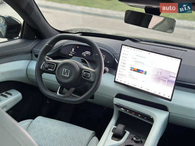 Черный Zeekr 001, объемом двигателя 0 л и пробегом 7 тыс. км за 53000 $, фото 52 на Automoto.ua