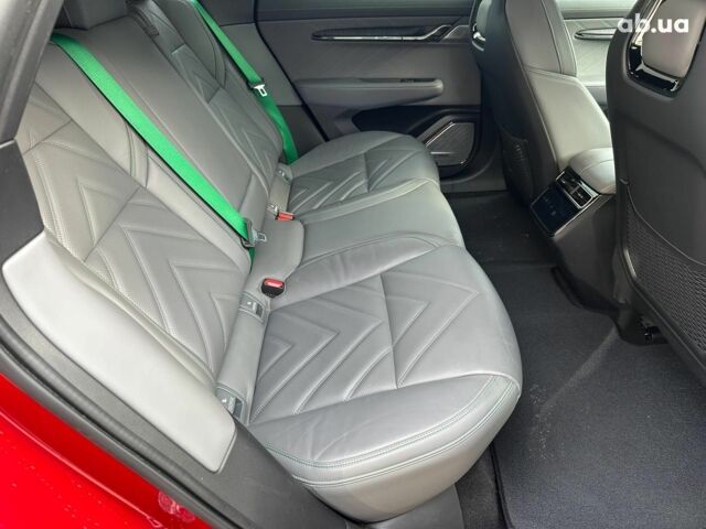 Красный Zeekr 001, объемом двигателя 0 л и пробегом 61 тыс. км за 38980 $, фото 18 на Automoto.ua