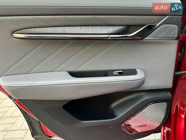 Червоний Zeekr 001, об'ємом двигуна 0 л та пробігом 61 тис. км за 38980 $, фото 15 на Automoto.ua