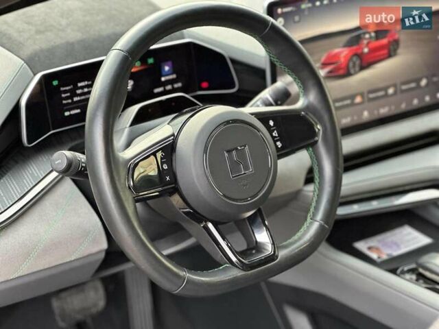 Червоний Zeekr 001, об'ємом двигуна 0 л та пробігом 61 тис. км за 38980 $, фото 25 на Automoto.ua