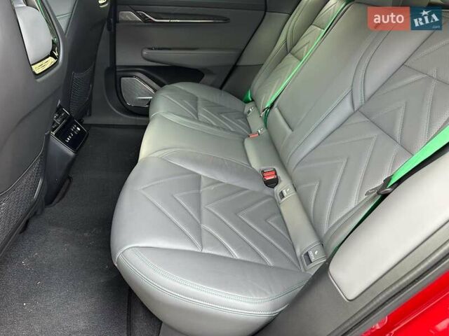 Червоний Zeekr 001, об'ємом двигуна 0 л та пробігом 61 тис. км за 38980 $, фото 14 на Automoto.ua