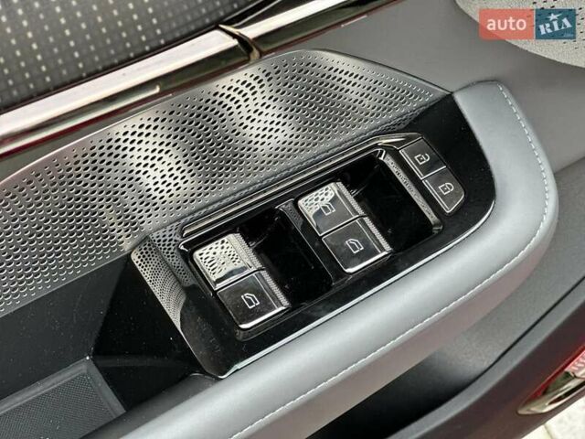 Червоний Zeekr 001, об'ємом двигуна 0 л та пробігом 61 тис. км за 38980 $, фото 26 на Automoto.ua