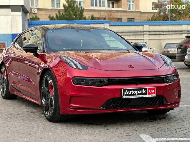 Красный Zeekr 001, объемом двигателя 0 л и пробегом 61 тыс. км за 38980 $, фото 2 на Automoto.ua