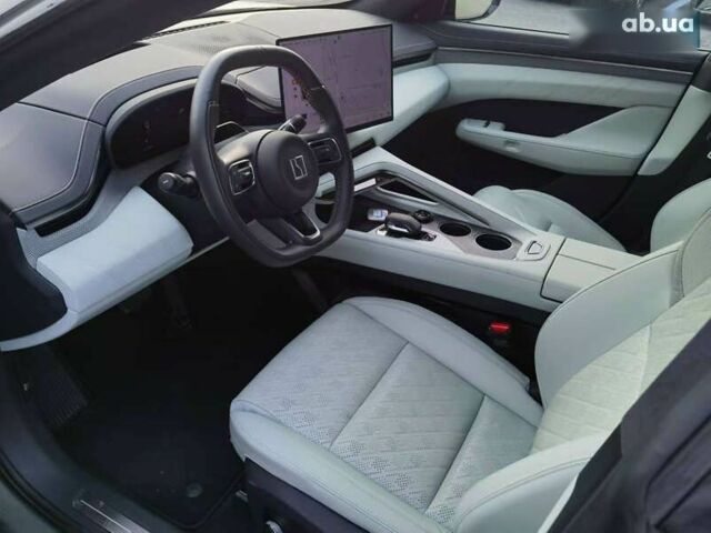 Zeekr 001, объемом двигателя 4.25 л и пробегом 10 тыс. км за 42000 $, фото 3 на Automoto.ua