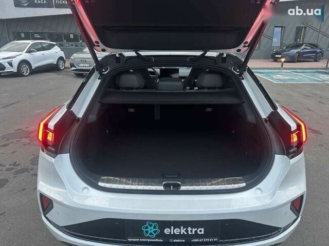 Zeekr 001, объемом двигателя 4.25 л и пробегом 1 тыс. км за 48500 $, фото 27 на Automoto.ua