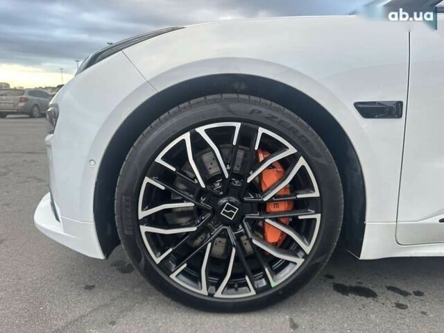 Zeekr 001, объемом двигателя 4.25 л и пробегом 1 тыс. км за 48500 $, фото 7 на Automoto.ua