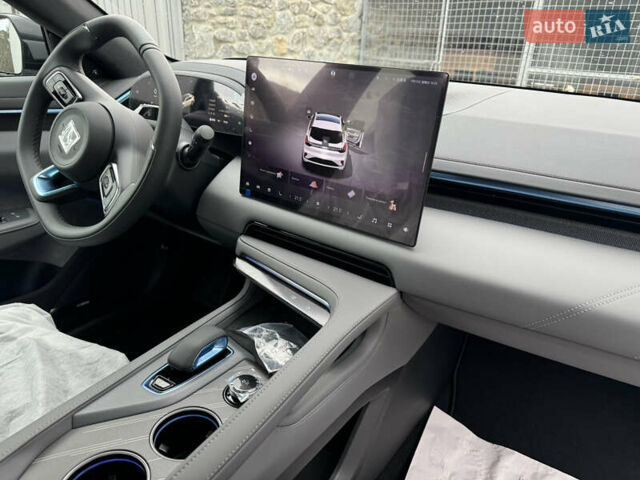 Zeekr 001, объемом двигателя 0 л и пробегом 5 тыс. км за 40500 $, фото 5 на Automoto.ua