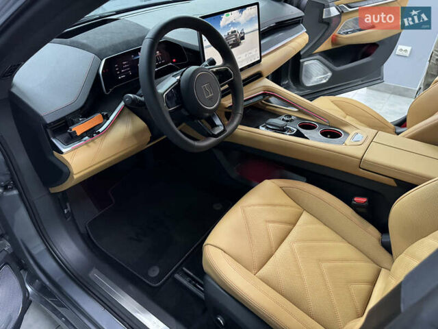 Zeekr 001, об'ємом двигуна 0 л та пробігом 15 тис. км за 39900 $, фото 5 на Automoto.ua