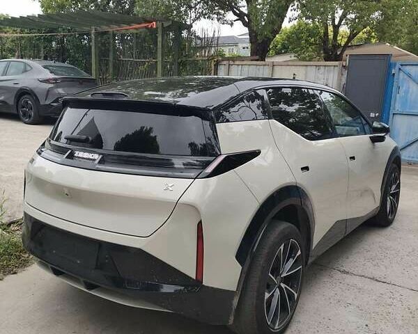 Zeekr 001, объемом двигателя 0 л и пробегом 30 тыс. км за 22000 $, фото 4 на Automoto.ua