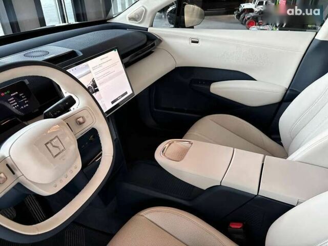 Zeekr 001, объемом двигателя 0 л и пробегом 1 тыс. км за 28700 $, фото 17 на Automoto.ua