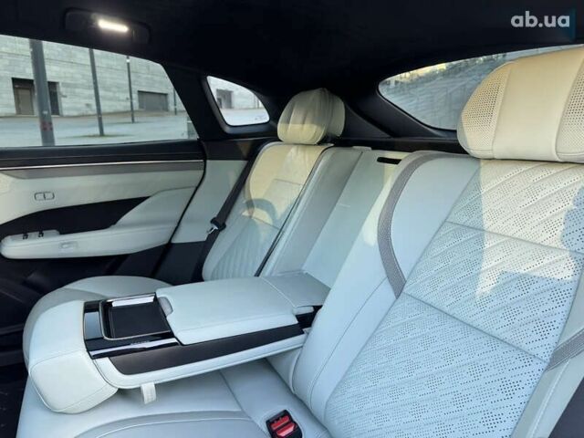 Zeekr 001, объемом двигателя 0 л и пробегом 7 тыс. км за 46900 $, фото 20 на Automoto.ua