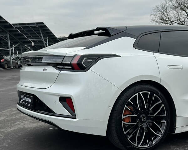 Zeekr 001, объемом двигателя 0 л и пробегом 22 тыс. км за 46000 $, фото 5 на Automoto.ua