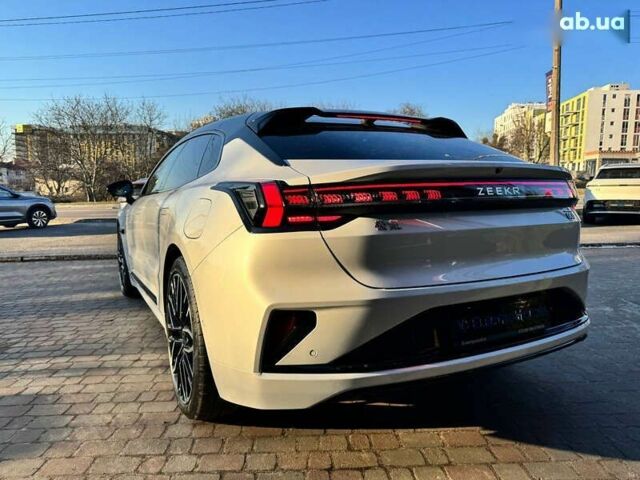 Zeekr 001, объемом двигателя 0 л и пробегом 1 тыс. км за 50470 $, фото 12 на Automoto.ua