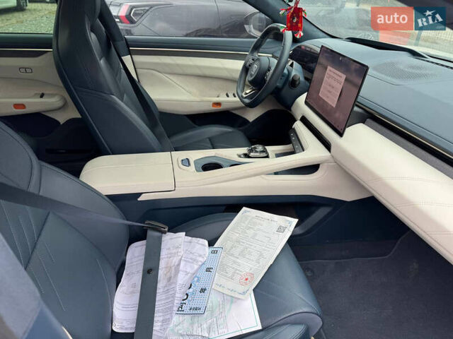 Zeekr 001, объемом двигателя 0 л и пробегом 15 тыс. км за 40999 $, фото 4 на Automoto.ua