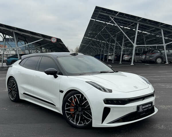 Zeekr 001, объемом двигателя 0 л и пробегом 22 тыс. км за 46000 $, фото 3 на Automoto.ua