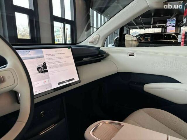 Zeekr 001, объемом двигателя 0 л и пробегом 1 тыс. км за 28700 $, фото 18 на Automoto.ua
