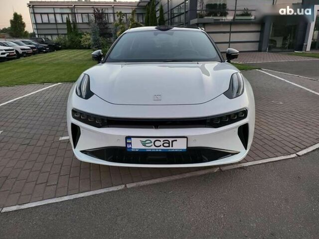 Zeekr 001, объемом двигателя 0 л и пробегом 1 тыс. км за 42488 $, фото 5 на Automoto.ua