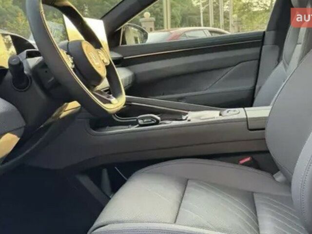 Zeekr 001 2025 року купити нове авто Zeekr 001 2025 року від офіційного дилера ELECTRO-MOTORS KROPYVNYTSKYI Zeekr фото