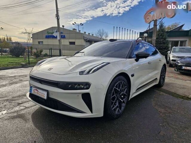 Zeekr 001, объемом двигателя 0 л и пробегом 10 тыс. км за 51999 $, фото 2 на Automoto.ua