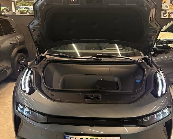 Zeekr 001 2025 в Львове на Automoto.ua Zeekr 001, объемом двигателя 0 л и пробегом 1 тыс. км за 46000 $, фото 11 на Automoto.ua
