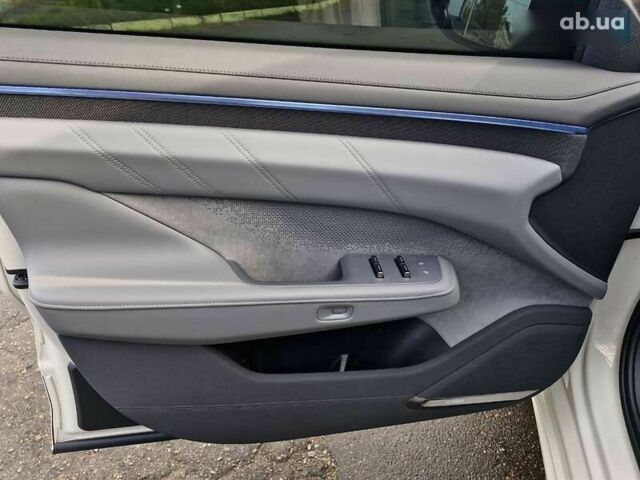 Zeekr 001, объемом двигателя 0 л и пробегом 10 тыс. км за 51999 $, фото 13 на Automoto.ua