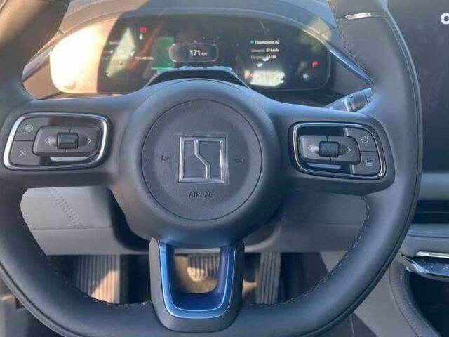 Zeekr 001, объемом двигателя 0 л и пробегом 0 тыс. км за 43800 $, фото 14 на Automoto.ua
