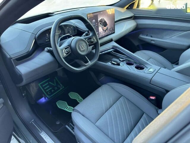 Zeekr 001 2025 у Івано-Франківську на Automoto.ua Zeekr 001, об'ємом двигуна 0 л та пробігом 1 тис. км за 47700 $, фото 24 на Automoto.ua