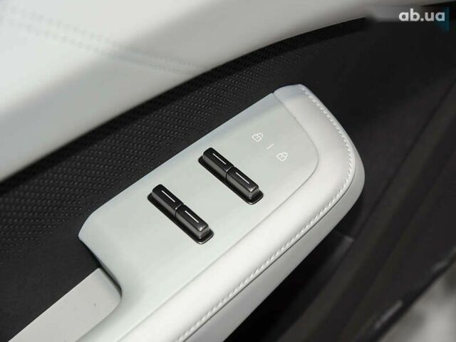 Zeekr 001, объемом двигателя 0 л и пробегом 1 тыс. км за 44450 $, фото 9 на Automoto.ua