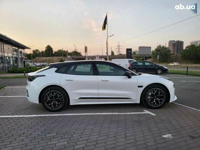Zeekr 001, объемом двигателя 0 л и пробегом 1 тыс. км за 42488 $, фото 9 на Automoto.ua